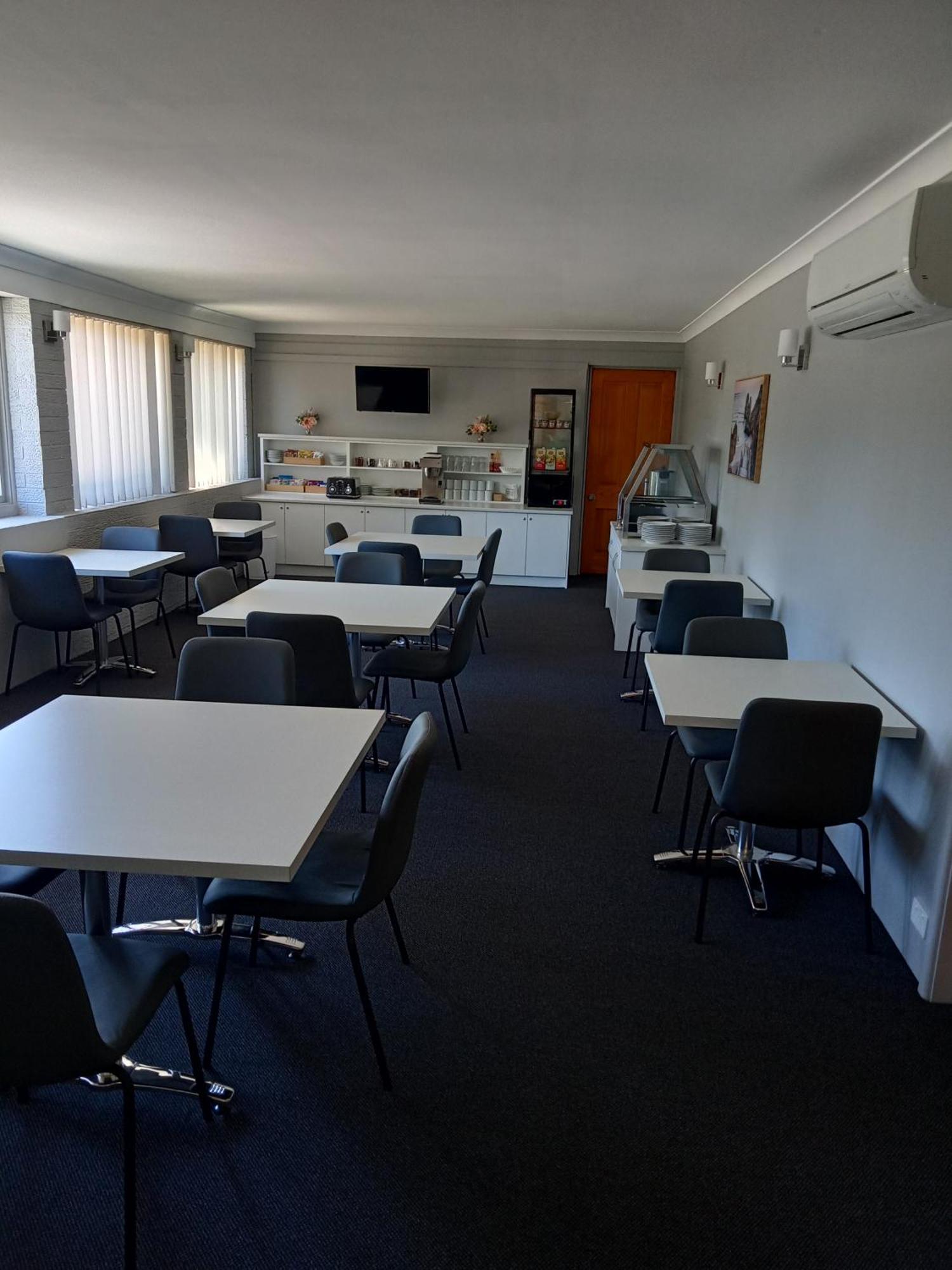 Solomon Inn Motel Figtree Wollongong Zewnętrze zdjęcie