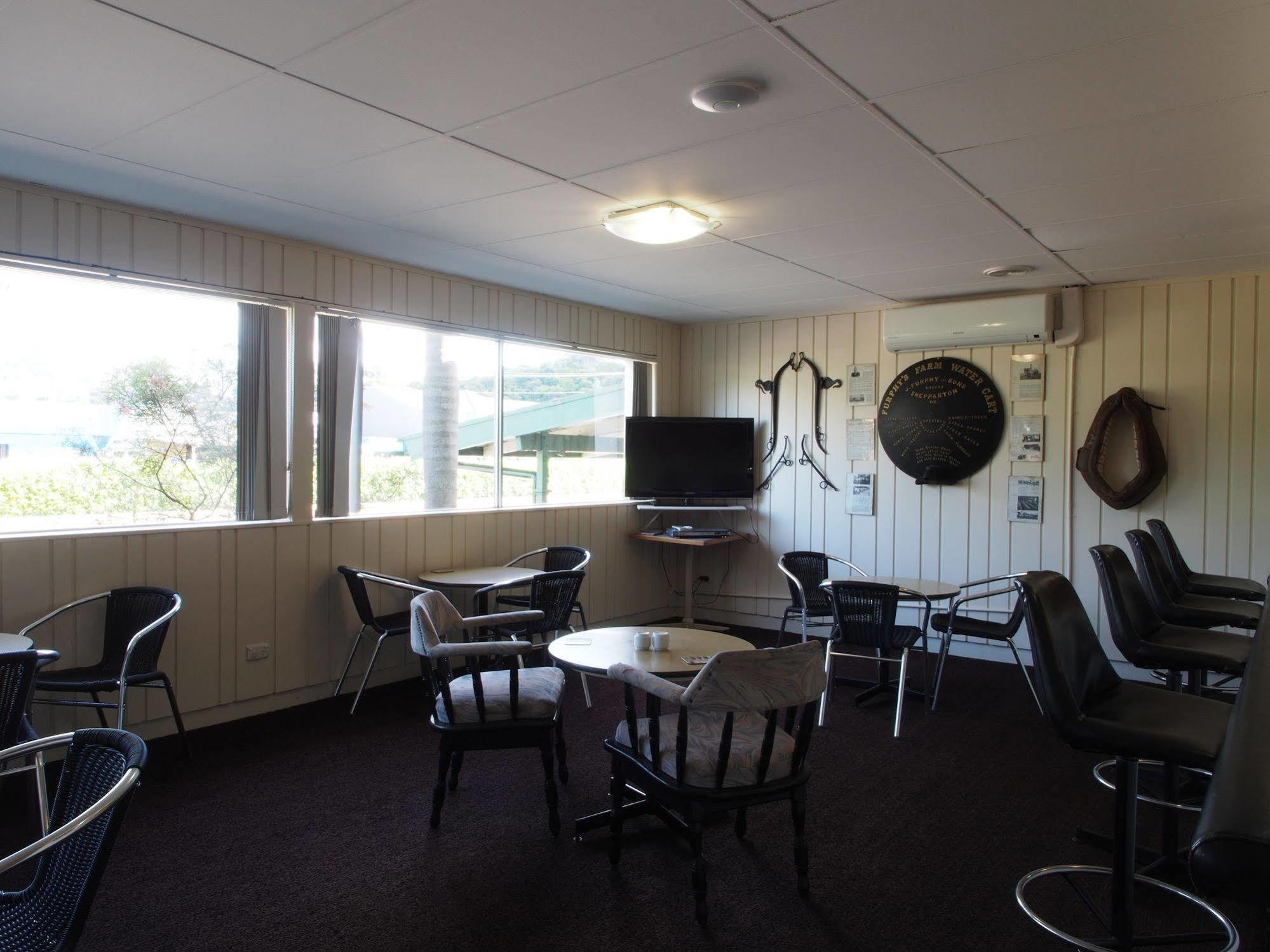 Solomon Inn Motel Figtree Wollongong Zewnętrze zdjęcie